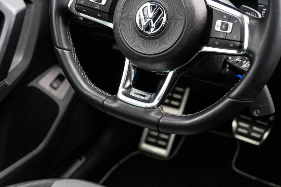 Volkswagen Tiguan 2.0 TSI 4Motion R-Line Pano / Trekhaak / 360