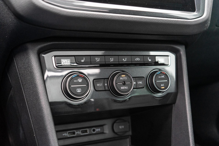 Volkswagen Tiguan 2.0 TSI 4Motion R-Line Pano / Trekhaak / 360
