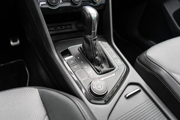 Volkswagen Tiguan 2.0 TSI 4Motion R-Line Pano / Trekhaak / 360