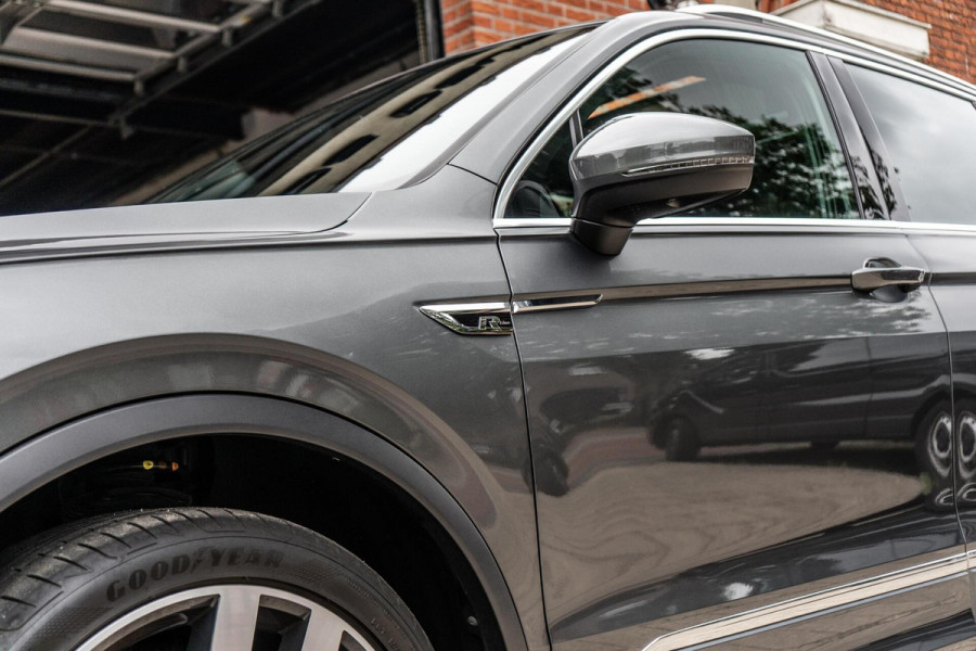 Volkswagen Tiguan 2.0 TSI 4Motion R-Line Pano / Trekhaak / 360