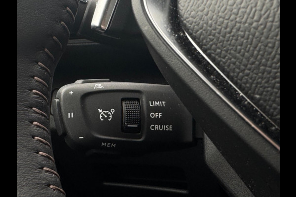 Peugeot 5008 1.2 Hyb. 136 Allure 7p GARANTIE ACC ECC 360 CAMERA NAVI PDC