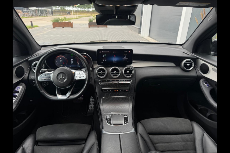 Mercedes-Benz GLC Coupé 200 Bus. Solut. AMG NAVI CAMERA PDC CLIMATE CR CONTROL