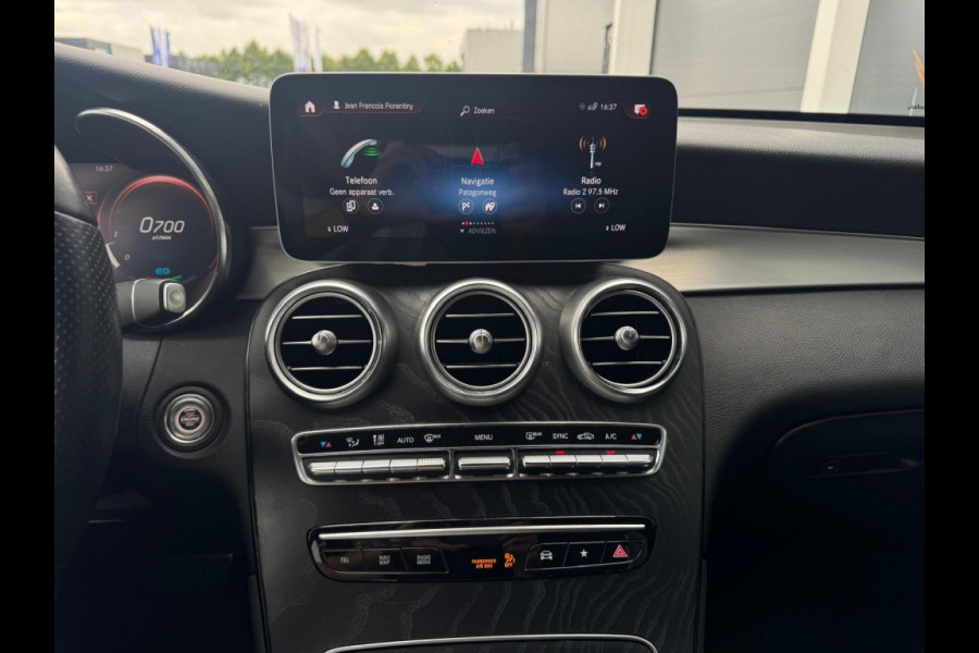 Mercedes-Benz GLC Coupé 200 Bus. Solut. AMG NAVI CAMERA PDC CLIMATE CR CONTROL
