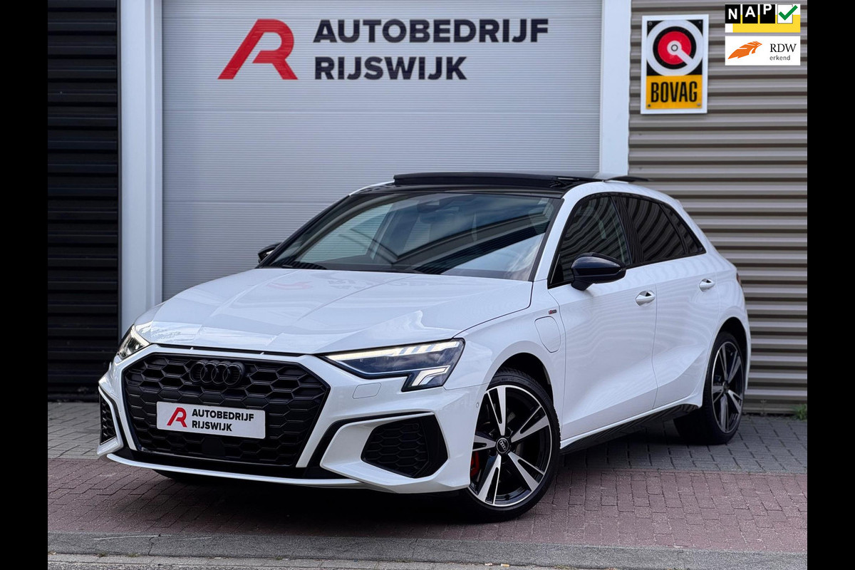 Audi A3 Sportback 45 TFSI e S edition Competition Pano/B&O/Memory