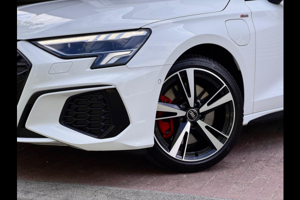 Audi A3 Sportback 45 TFSI e S edition Competition Pano/B&O/Memory