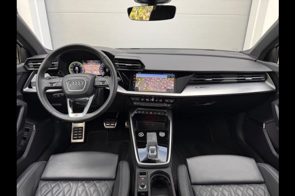 Audi A3 Sportback 45 TFSI e S edition Competition Pano/B&O/Memory