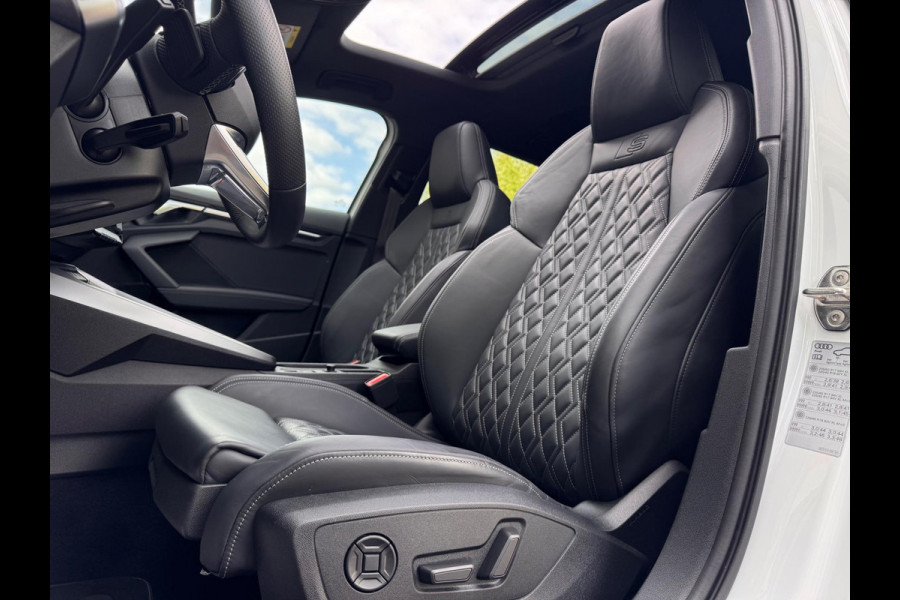 Audi A3 Sportback 45 TFSI e S edition Competition Pano/B&O/Memory