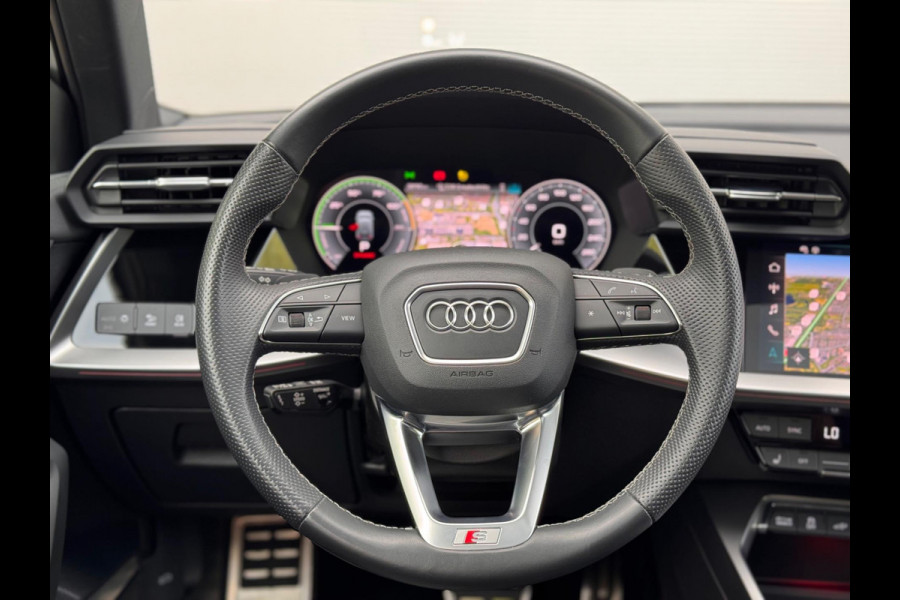 Audi A3 Sportback 45 TFSI e S edition Competition Pano/B&O/Memory