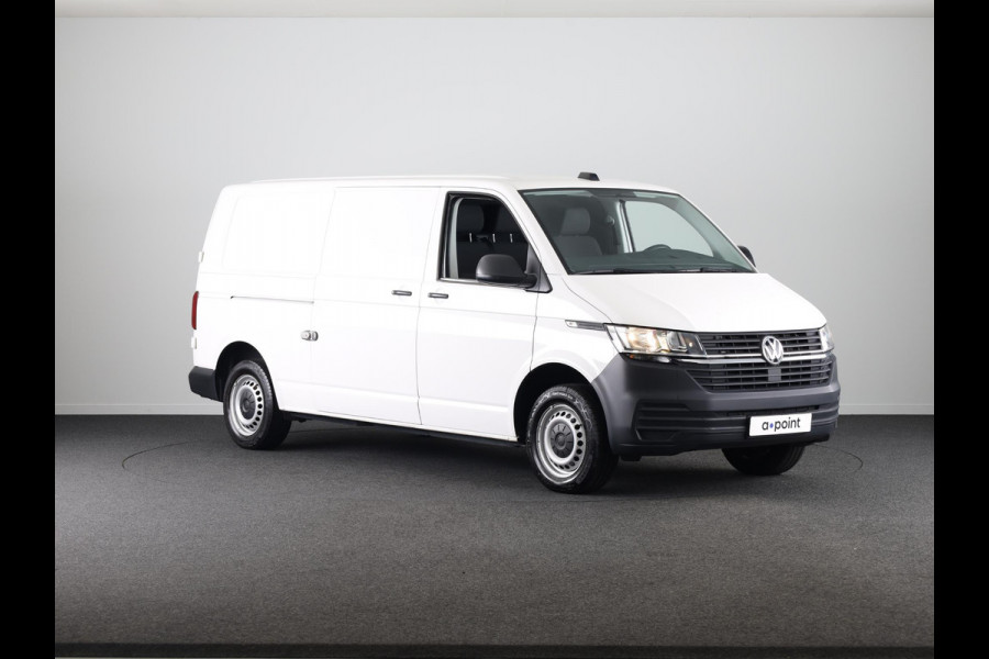 Volkswagen Transporter 2.0 TDI L2H1 28 Economy Business 110 pk | Navigatie via App | Trekhaak | Parkeersensoren achter | Cruise control | Apple Carplay/Android Auto |