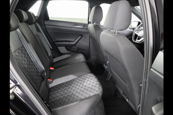 Volkswagen Polo 1.0 TSI R-Line 95 pk | Verlengde garantie | Navigatie via App | Parkeersensoren | Adaptieve cruise control | LED koplampen | R-Line |