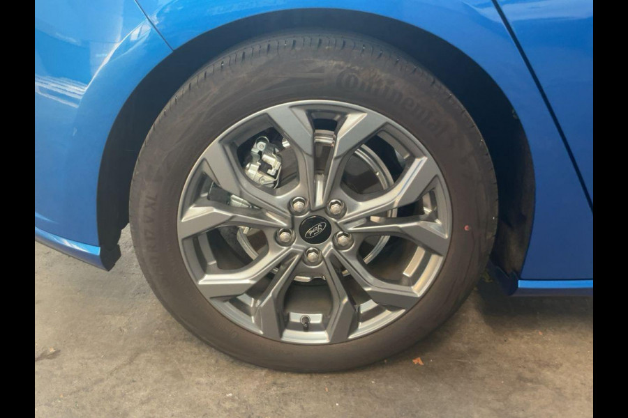 Ford Focus 1.0 EcoBoost Hybrid ST Line X Automaat | Panoramadak | Winter Pack | Adaptive cruise control | Camera
