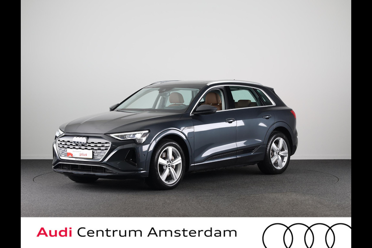 Audi Q8 e-tron 55 quattro Advanced Edition Plus 115 kWh 408pk | Panoramadak | Wegklapbare trekhaak | B&O Premium Sound | lederen bekleding | Head up Display Audi Q8 e-tron 55 quattro Advanced Edition Plus 115 kWh 408pk | Panoramadak | Wegklapbare trekhaak | B&O Premium Sound | lederen bekleding | Head up Display