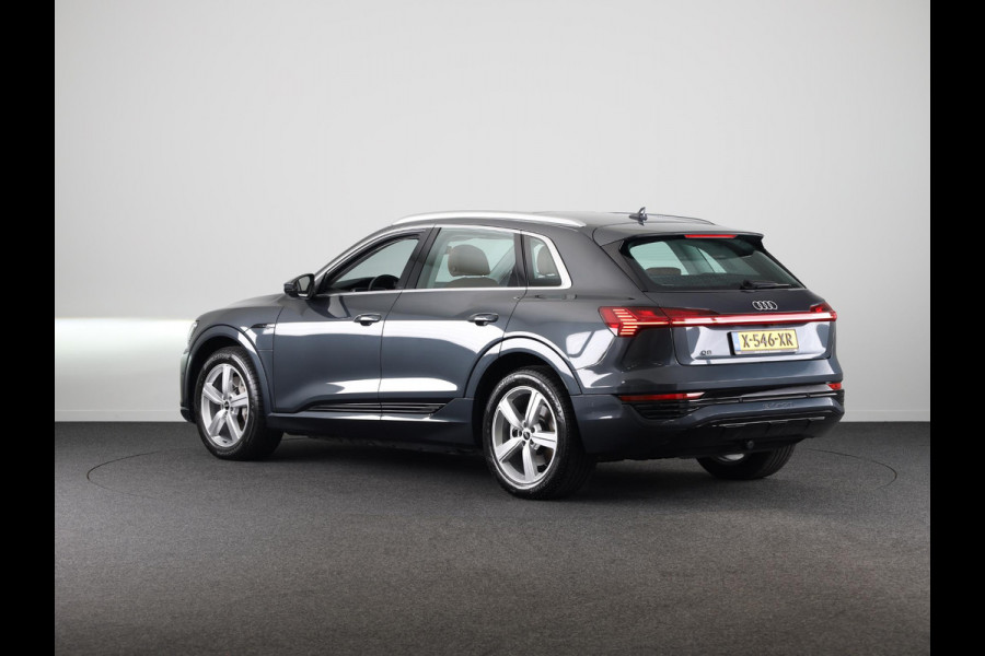 Audi Q8 e-tron 55 quattro Advanced Edition Plus 115 kWh 408pk | Panoramadak | Wegklapbare trekhaak | B&O Premium Sound | lederen bekleding | Head up Display