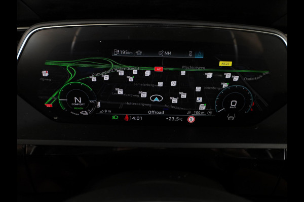 Audi Q8 e-tron 55 quattro Advanced Edition Plus 115 kWh 408pk | Panoramadak | Wegklapbare trekhaak | B&O Premium Sound | lederen bekleding | Head up Display