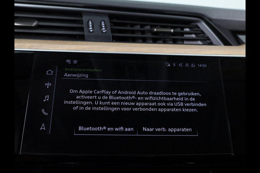 Audi Q8 e-tron 55 quattro Advanced Edition Plus 115 kWh 408pk | Panoramadak | Wegklapbare trekhaak | B&O Premium Sound | lederen bekleding | Head up Display