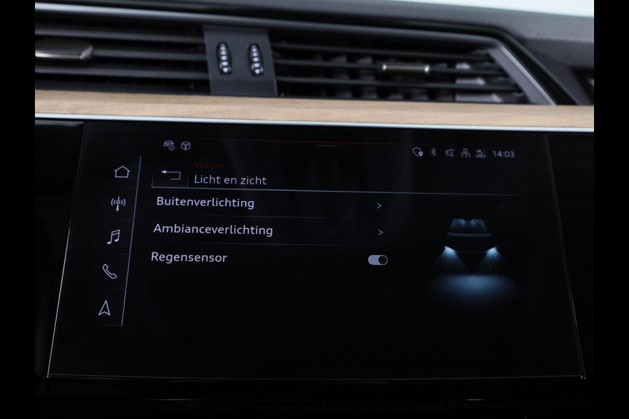 Audi Q8 e-tron 55 quattro Advanced Edition Plus 115 kWh 408pk | Panoramadak | Wegklapbare trekhaak | B&O Premium Sound | lederen bekleding | Head up Display