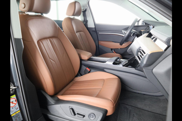 Audi Q8 e-tron 55 quattro Advanced Edition Plus 115 kWh 408pk | Panoramadak | Wegklapbare trekhaak | B&O Premium Sound | lederen bekleding | Head up Display