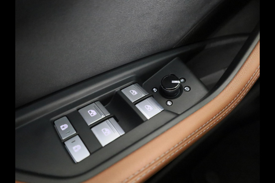 Audi Q8 e-tron 55 quattro Advanced Edition Plus 115 kWh 408pk | Panoramadak | Wegklapbare trekhaak | B&O Premium Sound | lederen bekleding | Head up Display