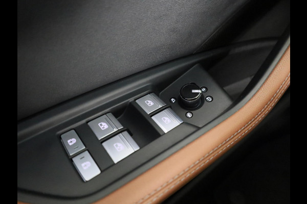 Audi Q8 e-tron 55 quattro Advanced Edition Plus 115 kWh 408pk | Panoramadak | Wegklapbare trekhaak | B&O Premium Sound | lederen bekleding | Head up Display