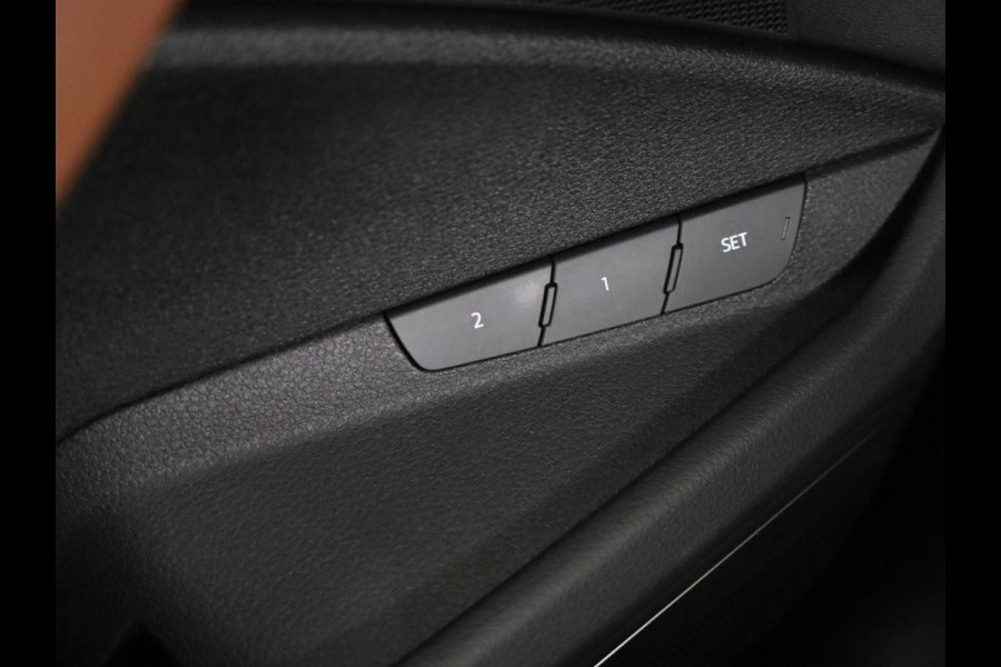 Audi Q8 e-tron 55 quattro Advanced Edition Plus 115 kWh 408pk | Panoramadak | Wegklapbare trekhaak | B&O Premium Sound | lederen bekleding | Head up Display