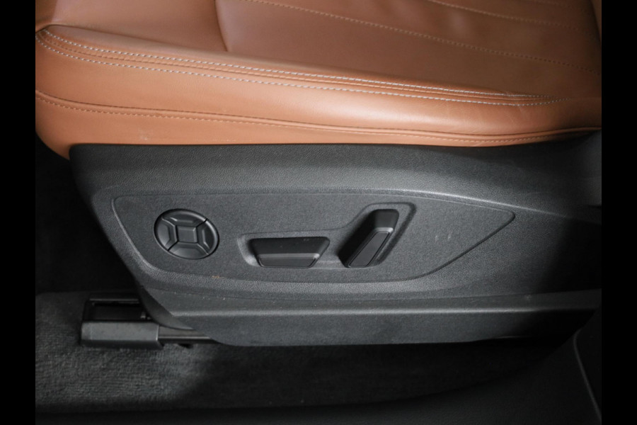 Audi Q8 e-tron 55 quattro Advanced Edition Plus 115 kWh 408pk | Panoramadak | Wegklapbare trekhaak | B&O Premium Sound | lederen bekleding | Head up Display