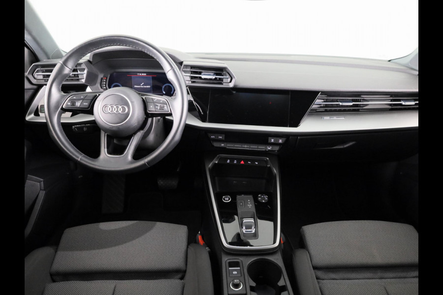 Audi A3 Sportback 30 TFSI Advanced edition 110 pk S-tronic | Navigatie | Parkeersensoren (Park assist) | Autom. airco | LED koplampen |