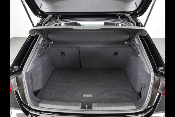 Audi A3 Sportback 30 TFSI Advanced edition 110 pk S-tronic | Navigatie | Parkeersensoren (Park assist) | Autom. airco | LED koplampen |