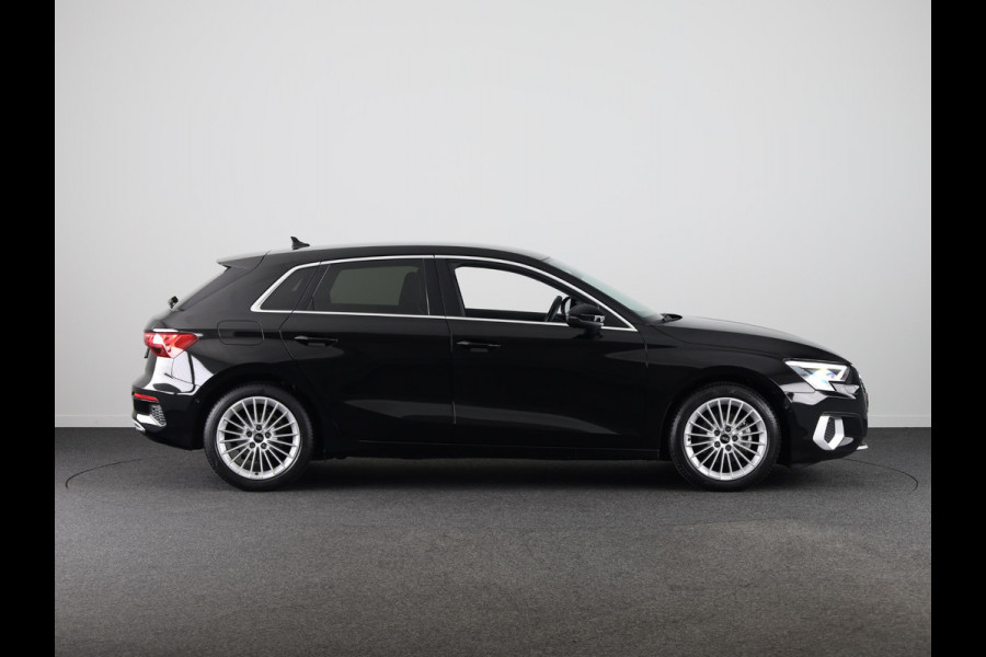 Audi A3 Sportback 30 TFSI Advanced edition 110 pk S-tronic | Navigatie | Parkeersensoren (Park assist) | Autom. airco | LED koplampen |