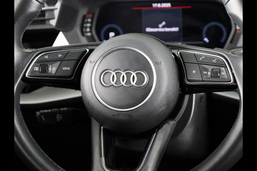 Audi A3 Sportback 30 TFSI Advanced edition 110 pk S-tronic | Navigatie | Parkeersensoren (Park assist) | Autom. airco | LED koplampen |