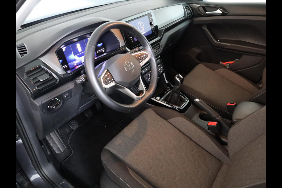 Volkswagen T-Cross 1.0 TSI Life Edition 95 pk | Verlengde garantie | Navigatie via App | Parkeersensoren | Achteruitrijcamera | Adaptieve cruise control | Stoelverwarming |