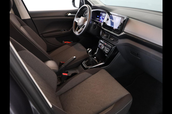 Volkswagen T-Cross 1.0 TSI Life Edition 95 pk | Verlengde garantie | Navigatie via App | Parkeersensoren | Achteruitrijcamera | Adaptieve cruise control | Stoelverwarming |