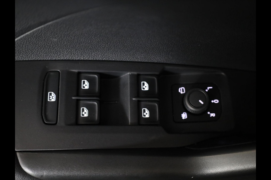 Volkswagen T-Cross 1.0 TSI Life Edition 95 pk | Verlengde garantie | Navigatie via App | Parkeersensoren | Achteruitrijcamera | Adaptieve cruise control | Stoelverwarming |