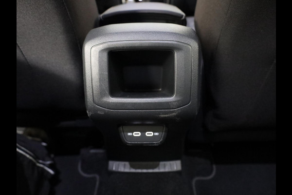 Volkswagen T-Cross 1.0 TSI R-Line 116 pk Automaat (DSG) | Verlengde garantie | Navigatie via App | Parkeersensoren | Adaptieve cruise control | LED koplampen |