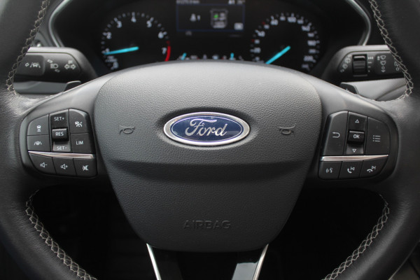 Ford FOCUS Wagon 1.0 EcoBoost Titanium Business / Trekhaak / Camera / B&O / 19'' / Keyless / Navigatie / Stuurverwarming / DAB / Stoelverwarming / Cruise Contro