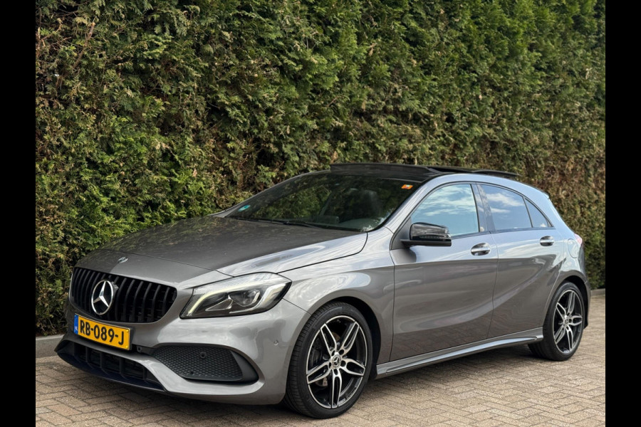 Mercedes-Benz A-Klasse A180 AMG Pakket Panorama