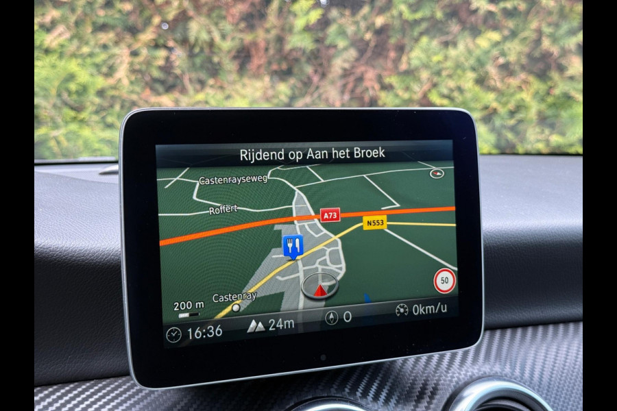 Mercedes-Benz A-Klasse A180 AMG Pakket Panorama