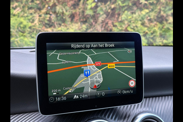 Mercedes-Benz A-Klasse A180 AMG Pakket Panorama