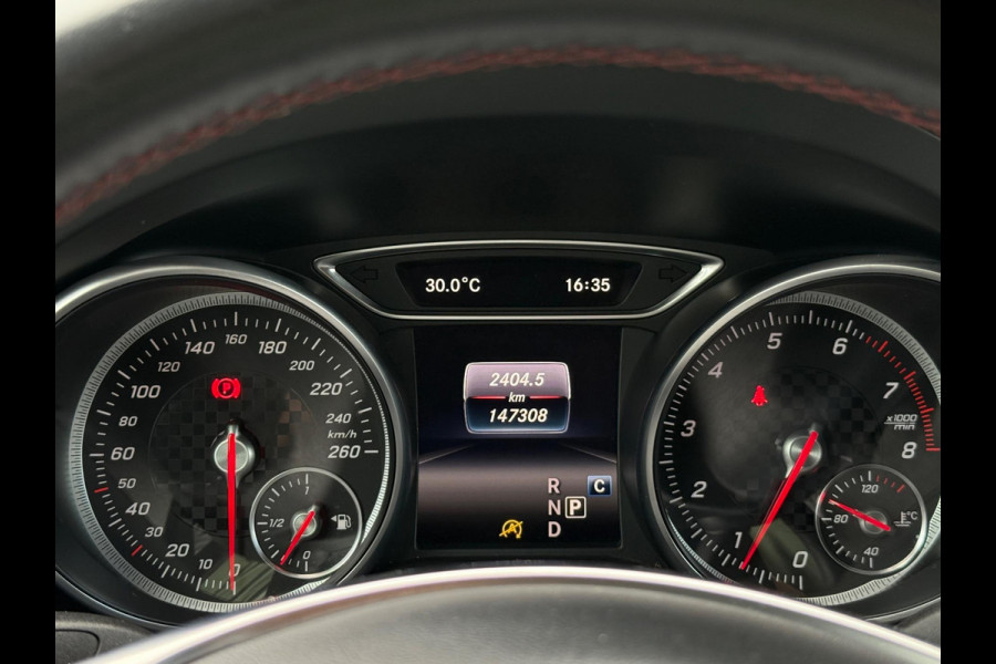 Mercedes-Benz A-Klasse A180 AMG Pakket Panorama