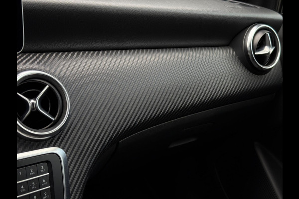 Mercedes-Benz A-Klasse A180 AMG Pakket Panorama