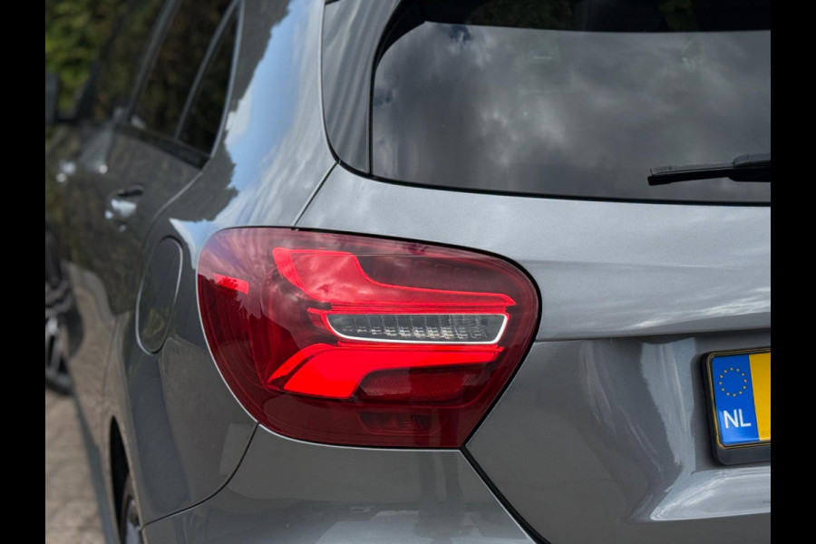 Mercedes-Benz A-Klasse A180 AMG Pakket Panorama