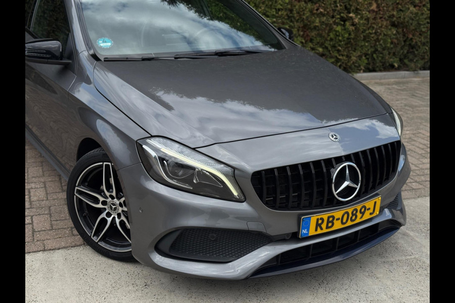 Mercedes-Benz A-Klasse A180 AMG Pakket Panorama