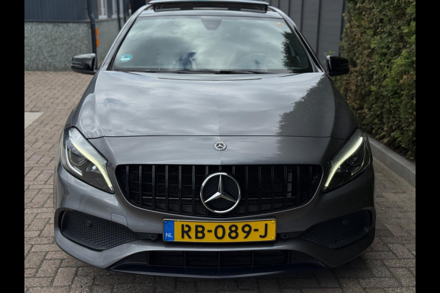 Mercedes-Benz A-Klasse A180 AMG Pakket Panorama