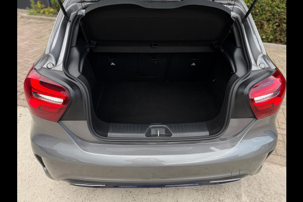 Mercedes-Benz A-Klasse A180 AMG Pakket Panorama