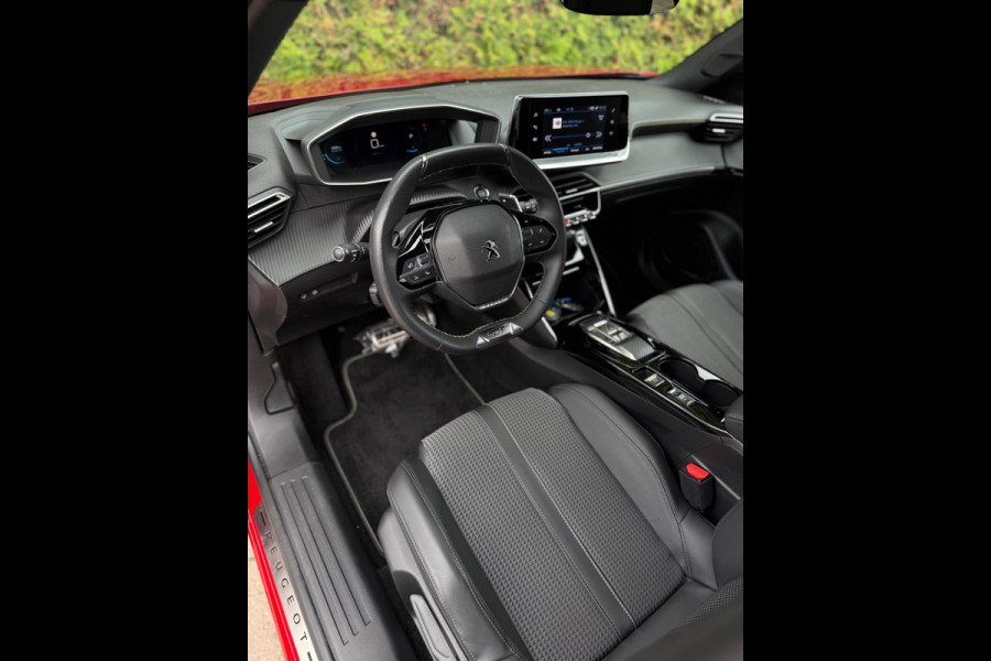 Peugeot 2008 1.2 PureTech GT-line CarPlay Sfeerverlichting
