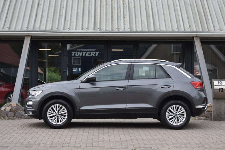 Volkswagen T-Roc 1.0 TSI | VIRTUAL COCKPIT | CAMERA | APPLE CARPLAY | ANDROID AUTO | NAP | DEALER ONDERHOUDEN