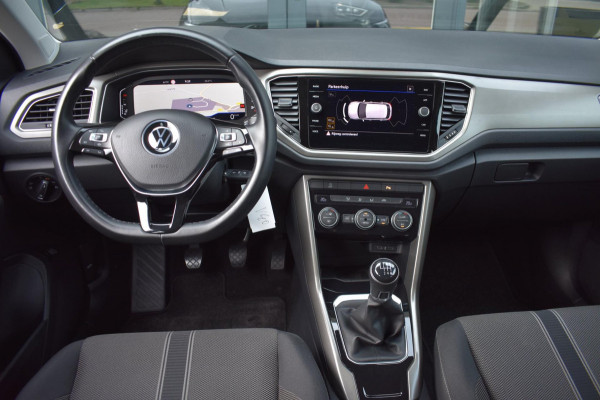 Volkswagen T-Roc 1.0 TSI | VIRTUAL COCKPIT | CAMERA | APPLE CARPLAY | ANDROID AUTO | NAP | DEALER ONDERHOUDEN