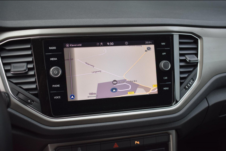 Volkswagen T-Roc 1.0 TSI | VIRTUAL COCKPIT | CAMERA | APPLE CARPLAY | ANDROID AUTO | NAP | DEALER ONDERHOUDEN