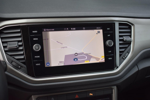Volkswagen T-Roc 1.0 TSI | VIRTUAL COCKPIT | CAMERA | APPLE CARPLAY | ANDROID AUTO | NAP | DEALER ONDERHOUDEN