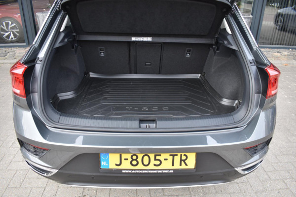 Volkswagen T-Roc 1.0 TSI | VIRTUAL COCKPIT | CAMERA | APPLE CARPLAY | ANDROID AUTO | NAP | DEALER ONDERHOUDEN