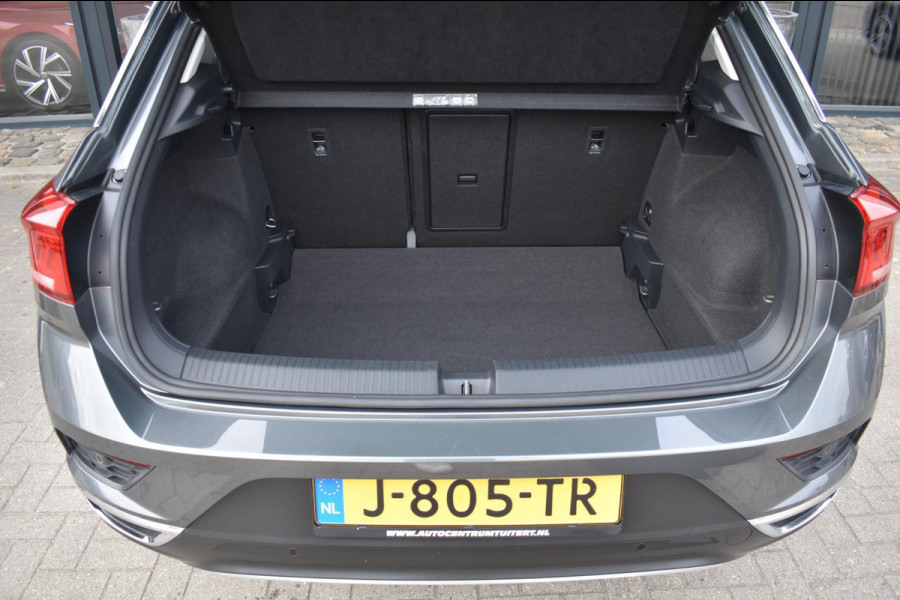 Volkswagen T-Roc 1.0 TSI | VIRTUAL COCKPIT | CAMERA | APPLE CARPLAY | ANDROID AUTO | NAP | DEALER ONDERHOUDEN